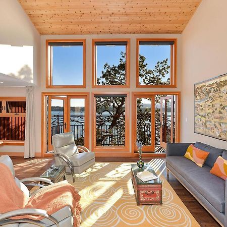 Salishan Tree House Suite Cowichan Bay Exterior photo